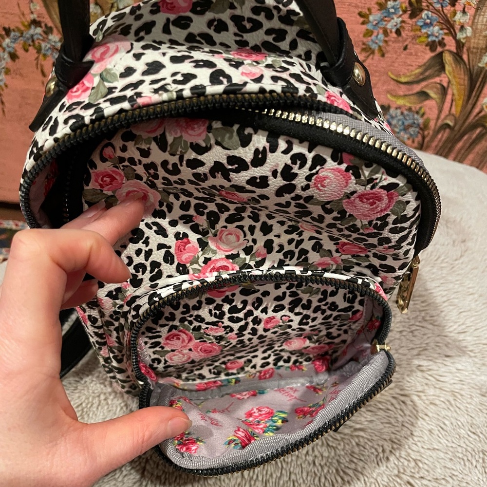 Betsey Johnson Kitsch Mini Floral Puppy Backpack - Picture 7 of 9